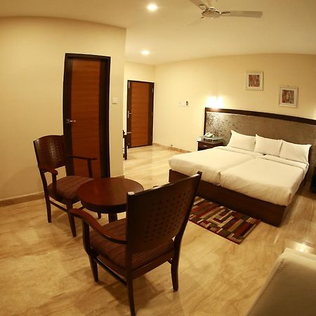 D Breeze Suites Devanahalli Екстер'єр фото