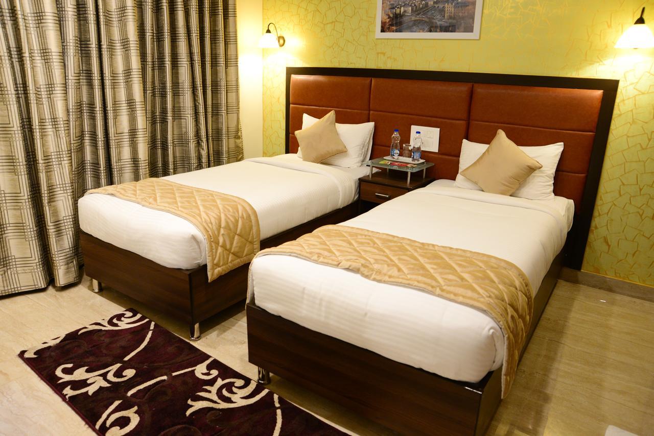 D Breeze Suites Devanahalli Екстер'єр фото