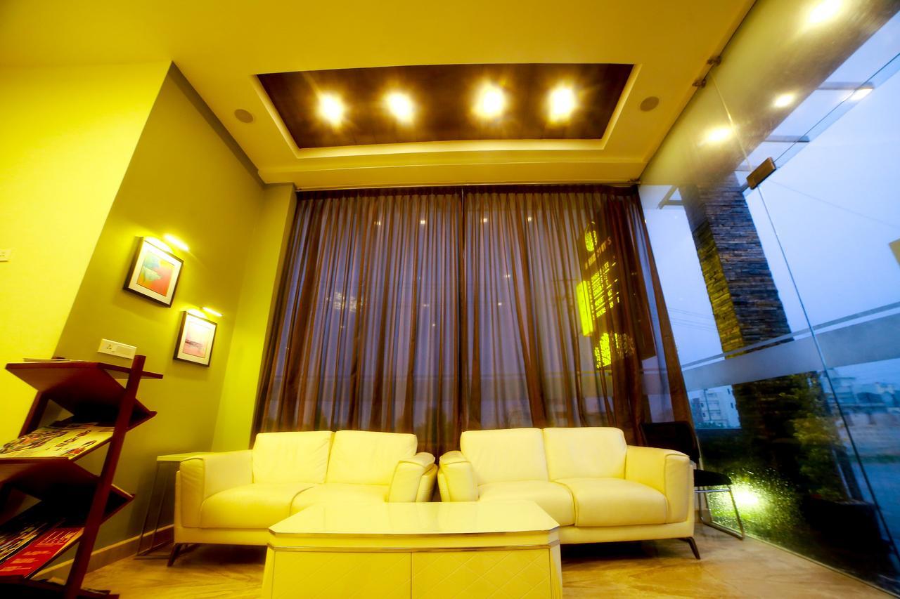 D Breeze Suites Devanahalli Екстер'єр фото